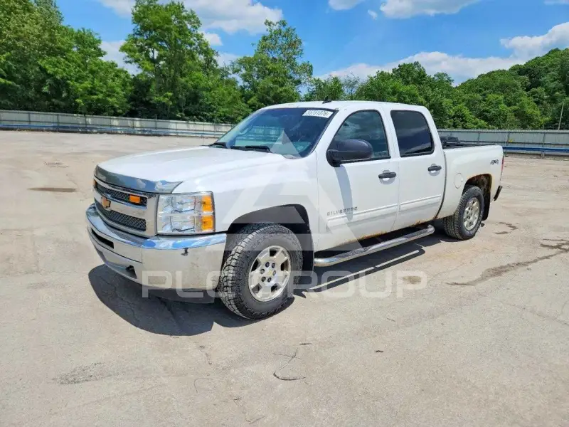 2013 Chevrolet Silverado photo