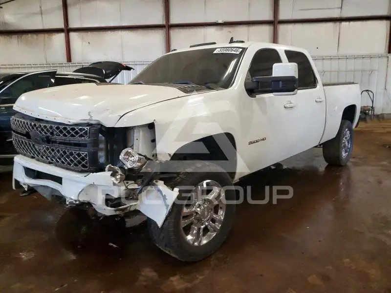 2013 Chevrolet Silverado photo