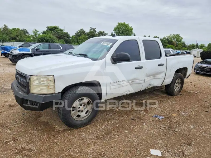 2013 Chevrolet Silverado photo
