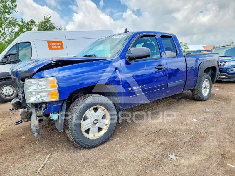 2013 Chevrolet Silverado photo