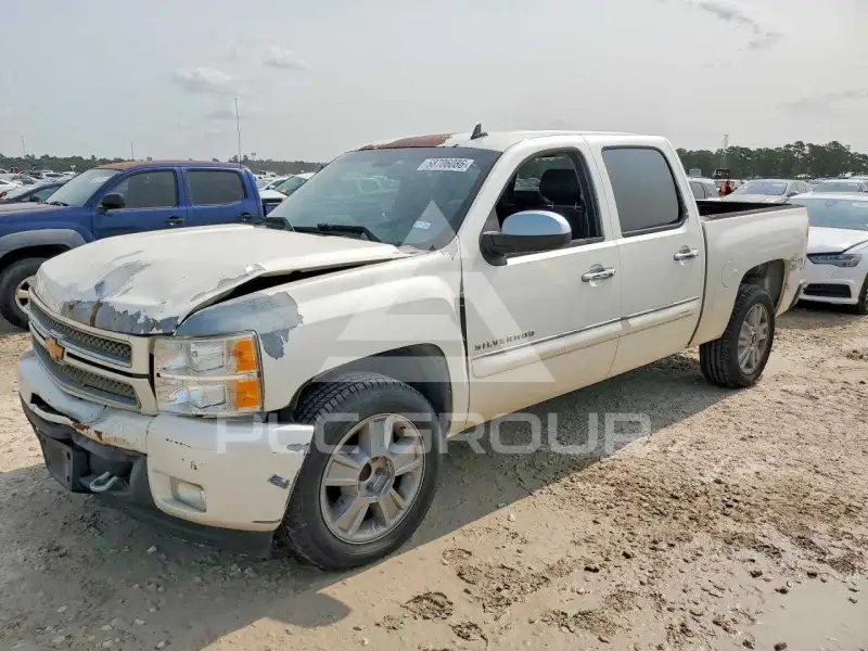 2013 Chevrolet Silverado photo