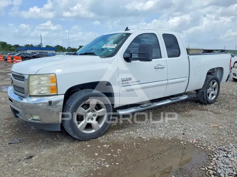 2013 Chevrolet Silverado photo