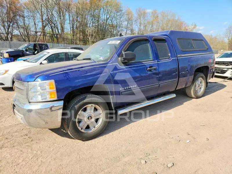 2013 Chevrolet Silverado photo