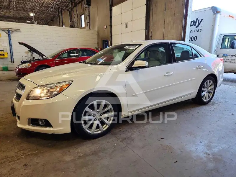 2013 Chevrolet Malibu photo