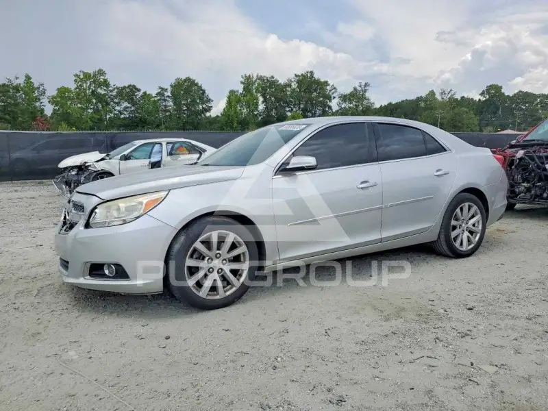 2013 Chevrolet Malibu photo