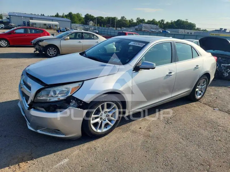 2013 Chevrolet Malibu photo