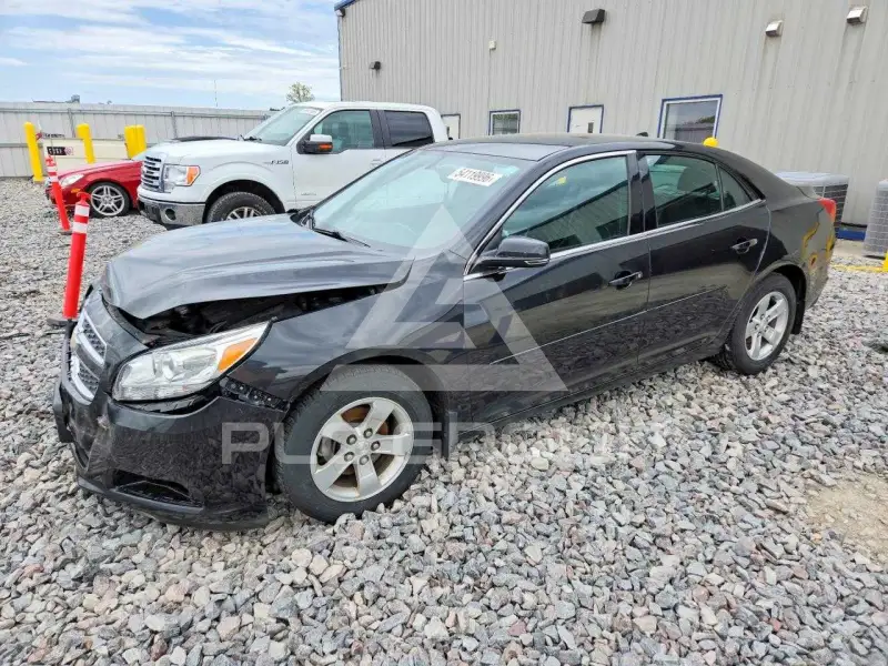 2013 Chevrolet Malibu photo
