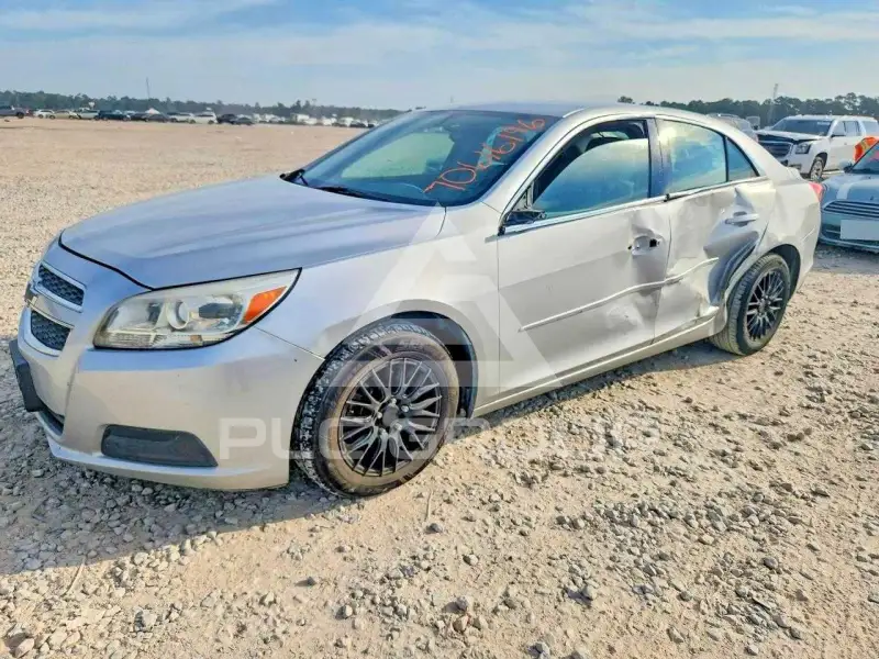 2013 Chevrolet Malibu photo
