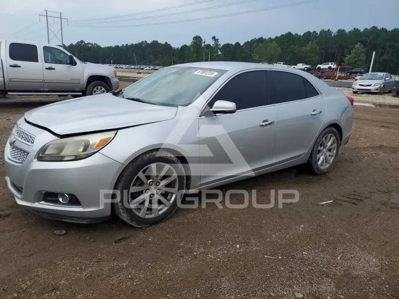 2013 Chevrolet Malibu photo