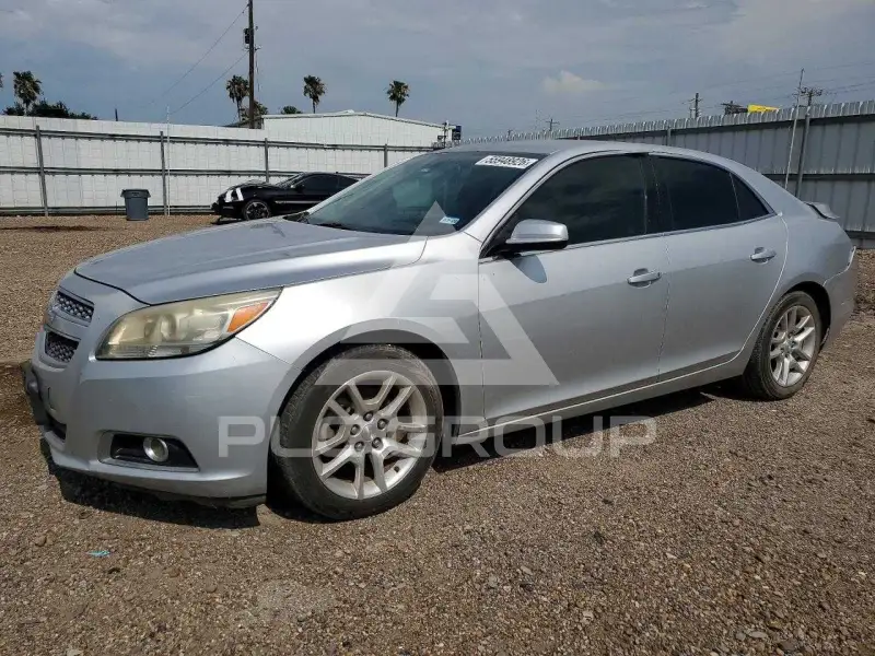 2013 Chevrolet Malibu photo