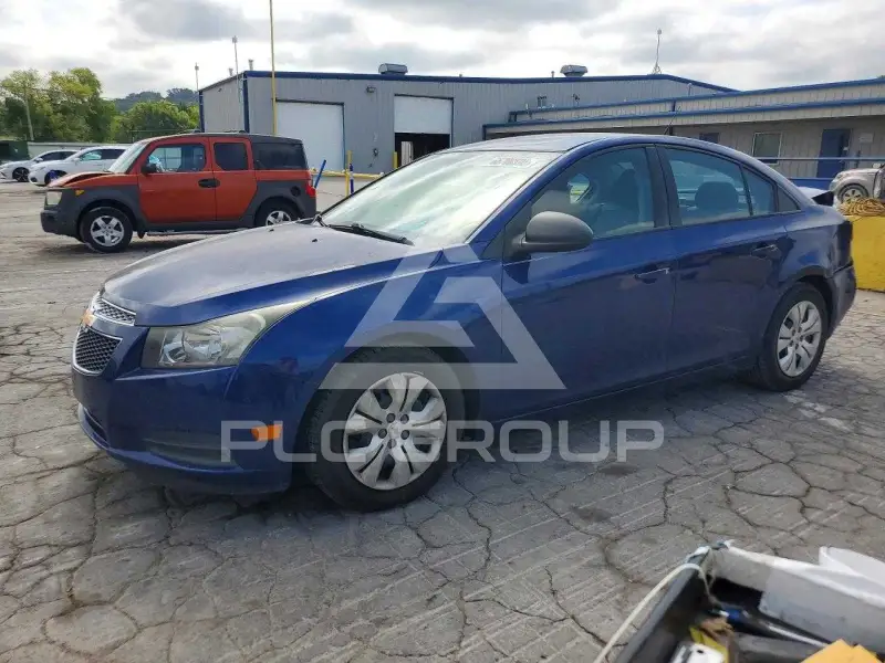 2013 Chevrolet Cruze фото
