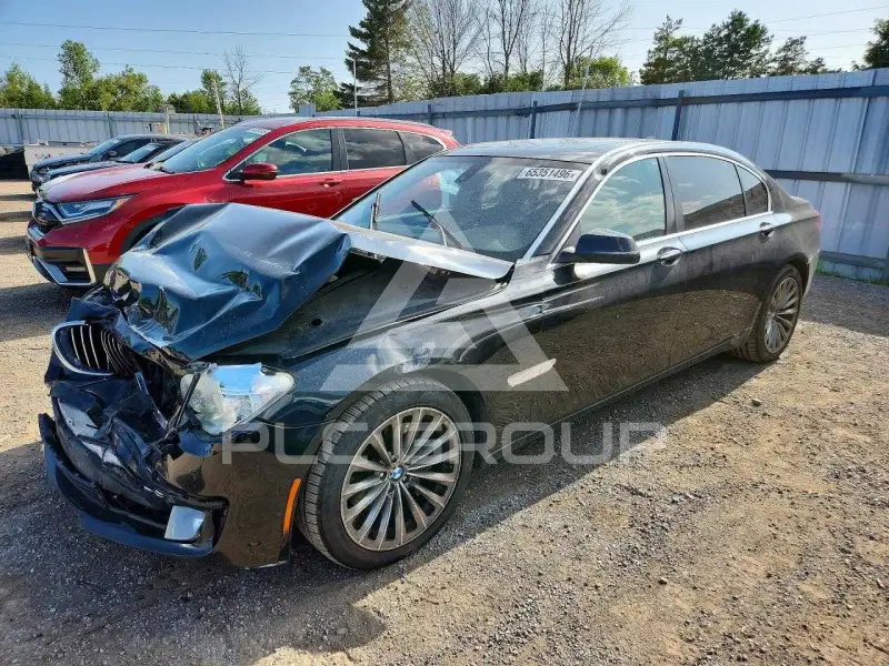 2013 BMW 740 фото
