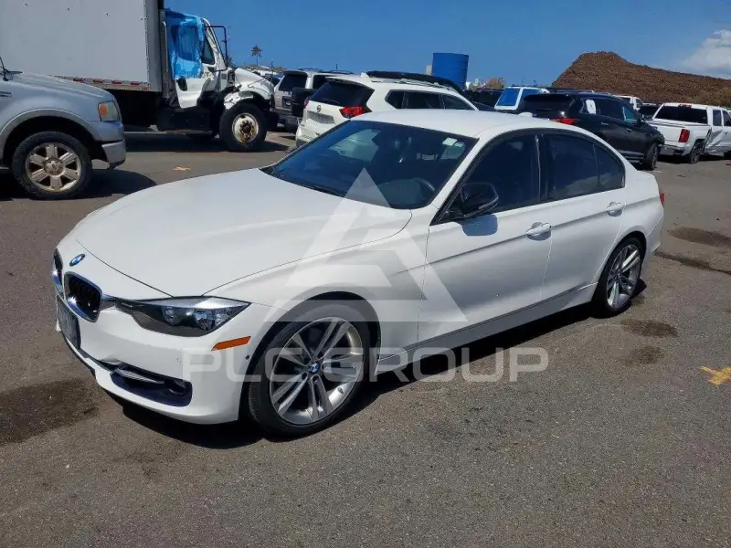 2013 BMW 328 фото