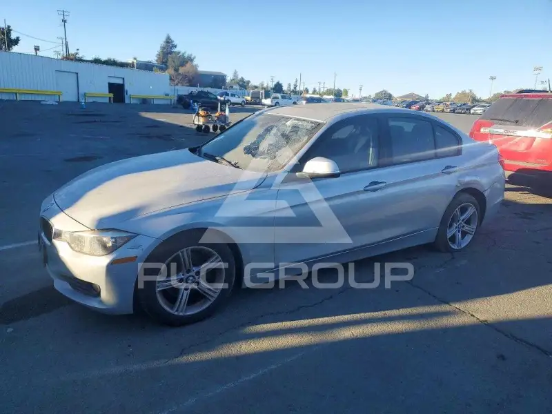 2013 BMW 328 фото