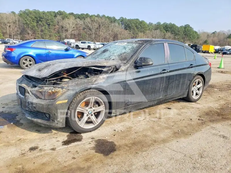 2013 BMW 328 photo