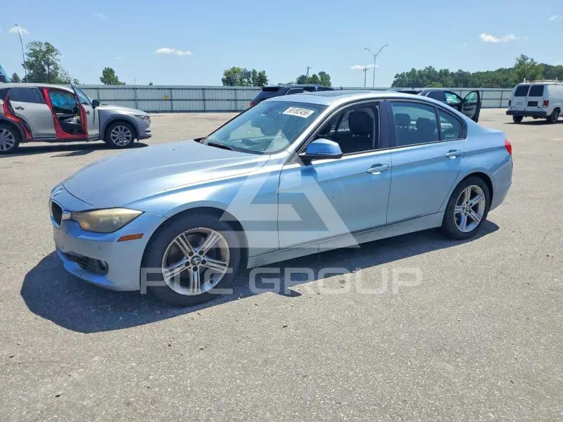 2013 BMW 328 photo