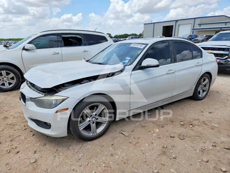 2013 BMW 328 photo