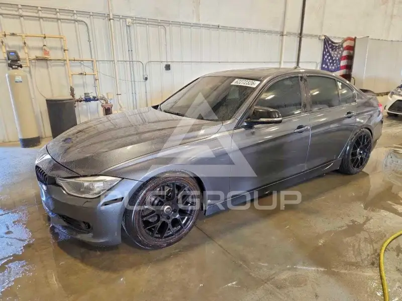 2013 BMW 328 photo