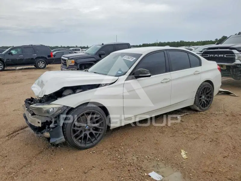 2013 BMW 328 фото
