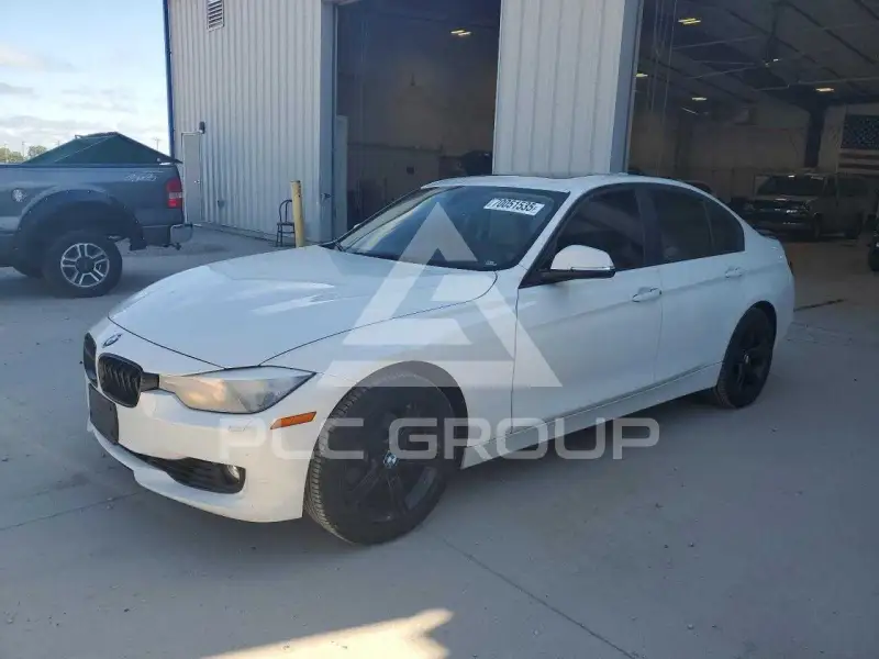 2013 BMW 328 фото