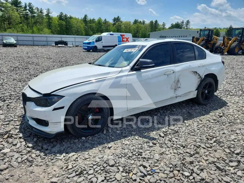 2013 BMW 328 photo