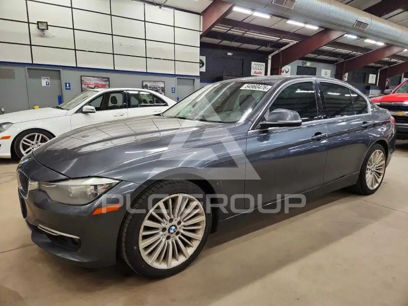 2013 BMW 328 фото