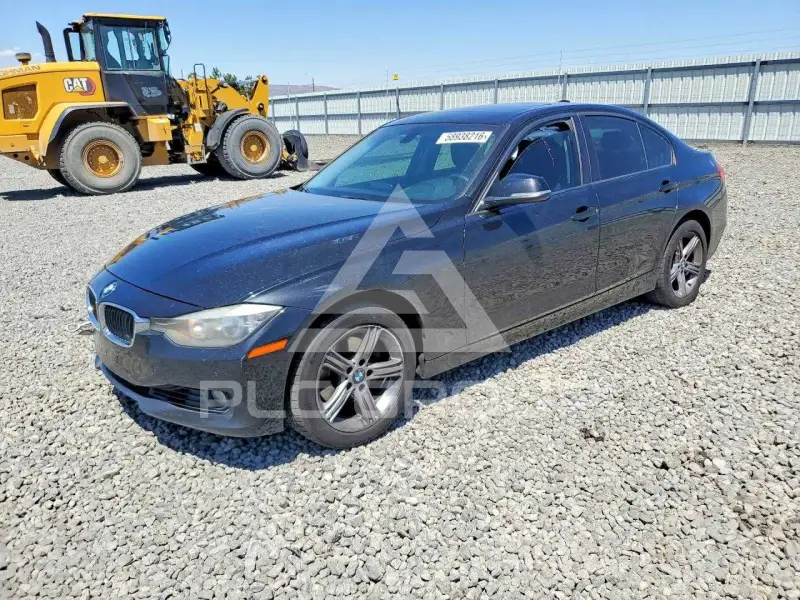 2013 BMW 328 photo