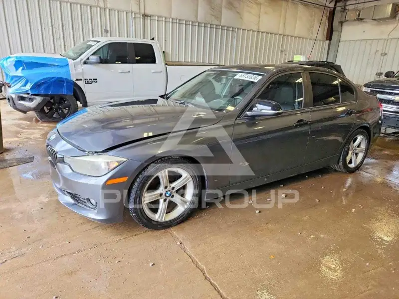 2013 BMW 328 photo