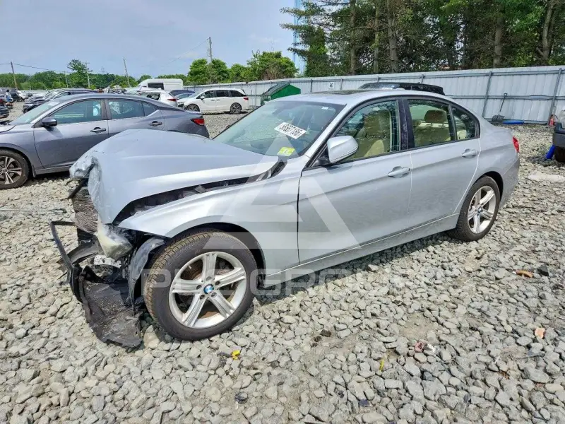 2013 BMW 328 фото