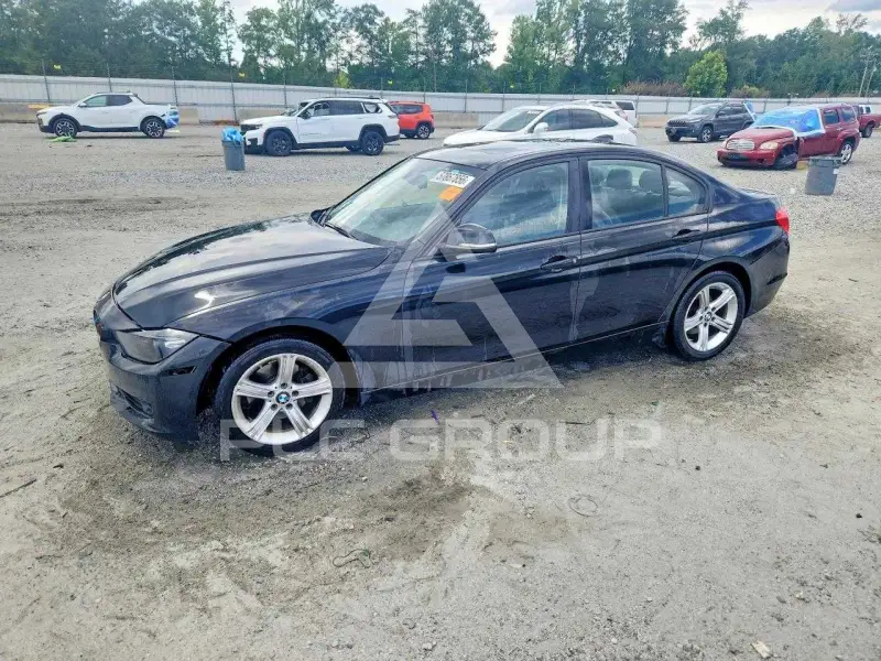 2013 BMW 328 photo