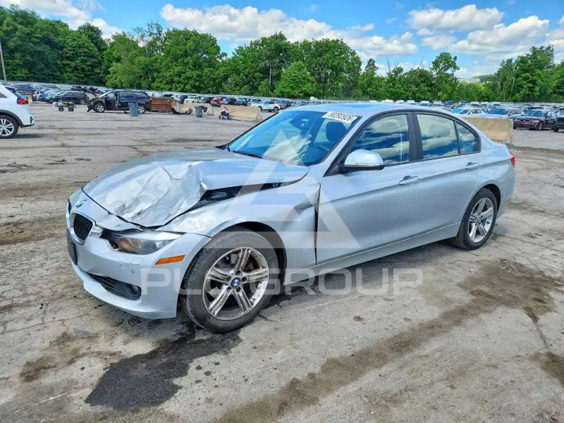 2013 BMW 328 photo
