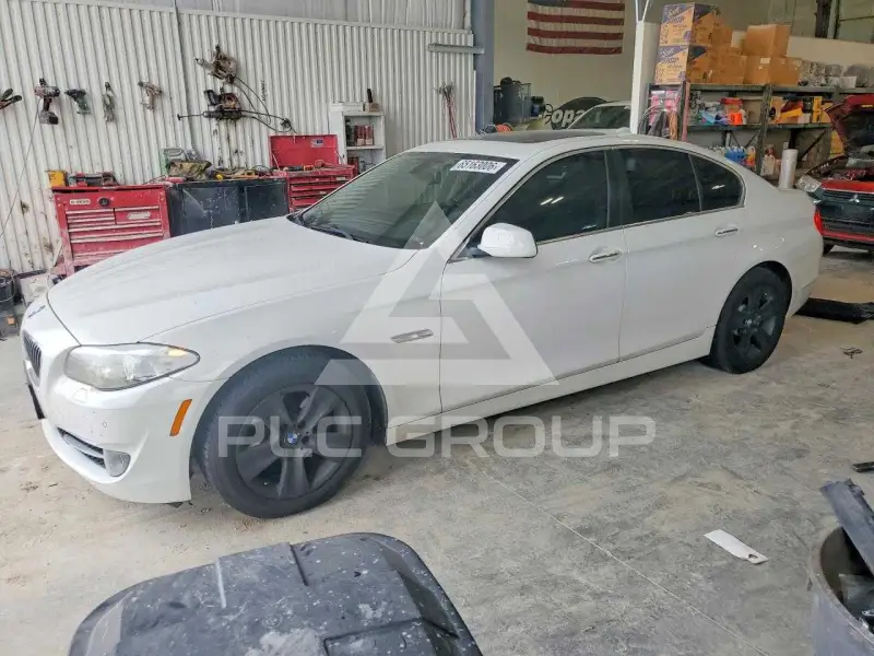 2013 BMW 528 фото