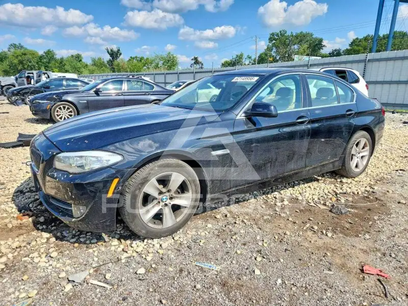 2013 BMW 528 фото