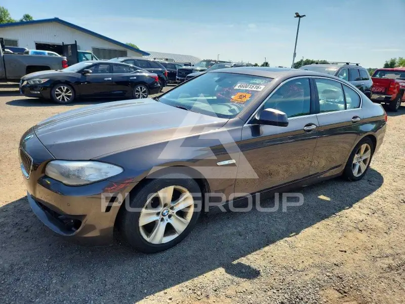 2013 BMW 528 фото