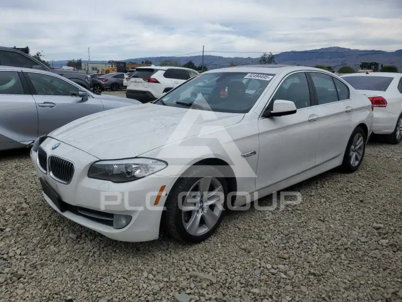 2013 BMW 528 фото