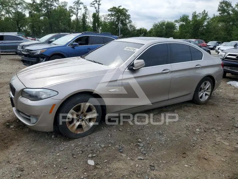 2013 BMW 528 фото