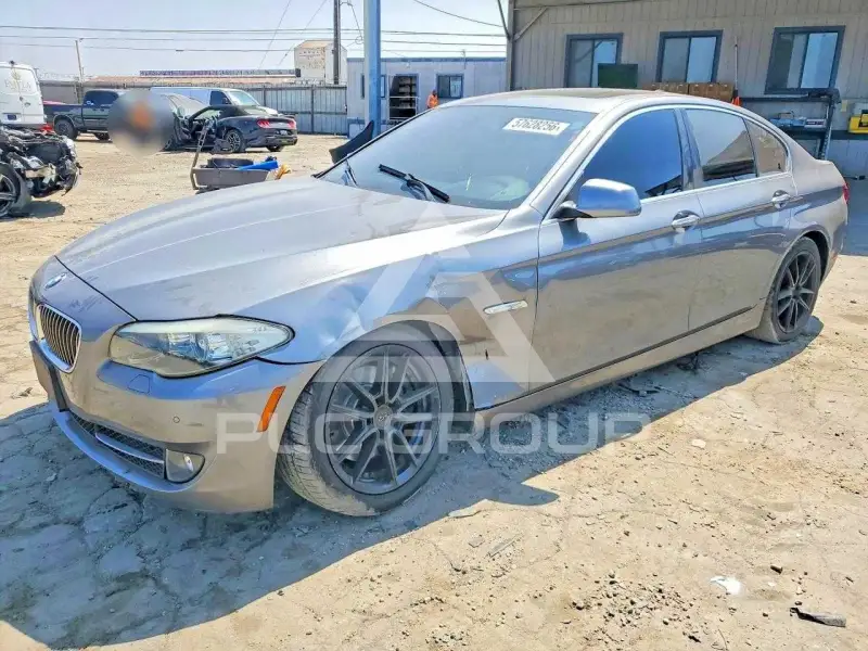 2013 BMW 528 фото