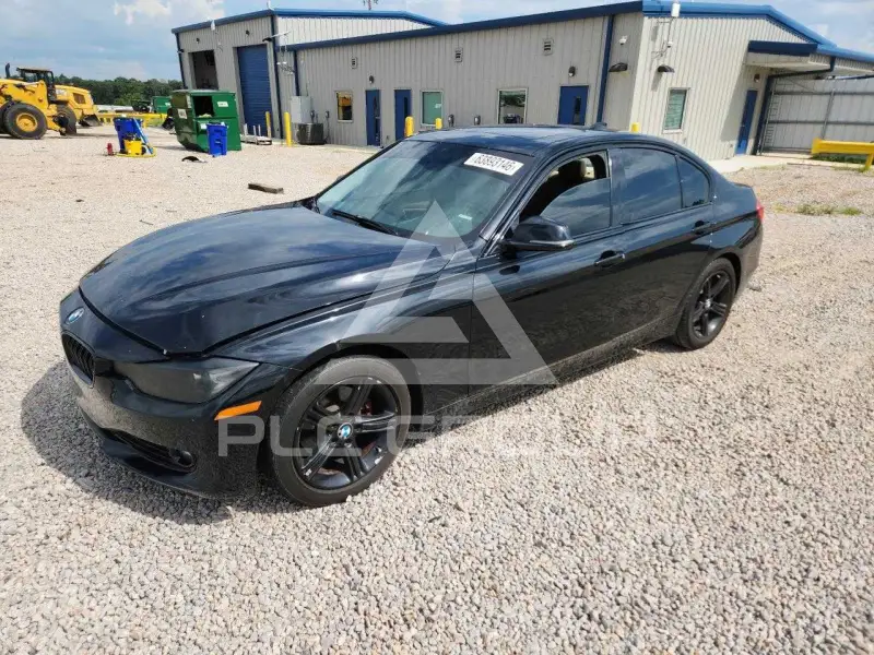 2013 BMW 320 фото