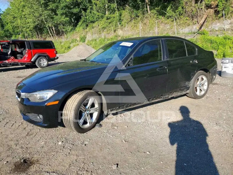 2013 BMW 320 фото
