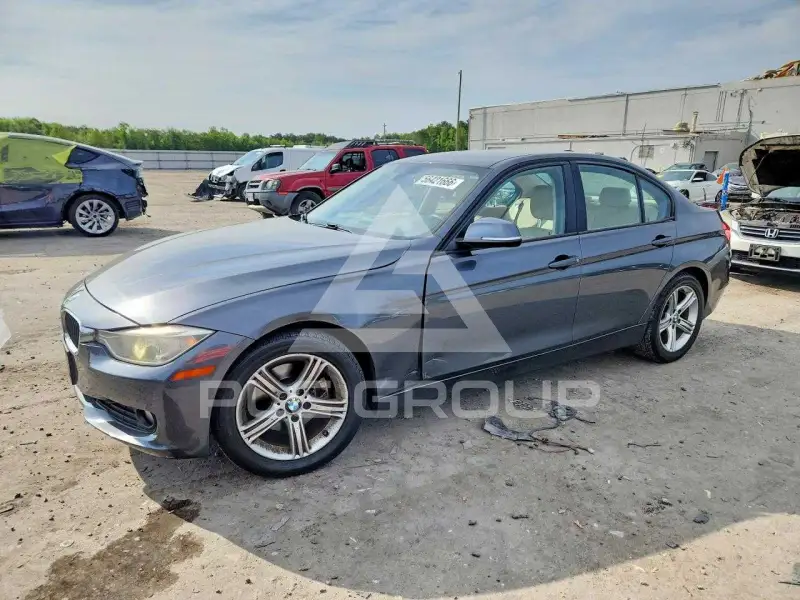 2013 BMW 320 фото