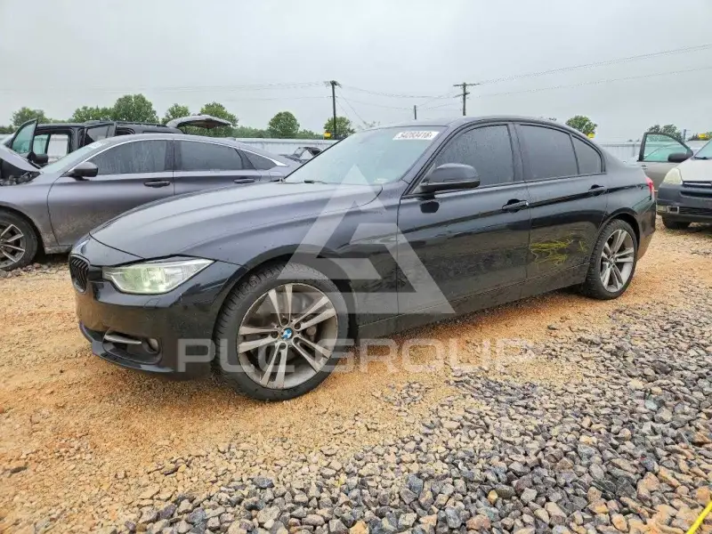 2013 BMW 335 photo