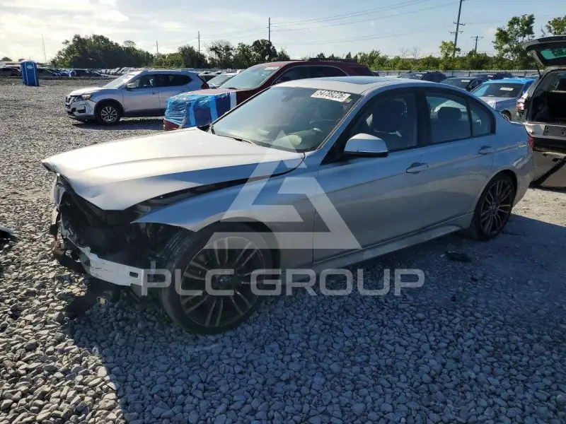 2013 BMW 335 photo