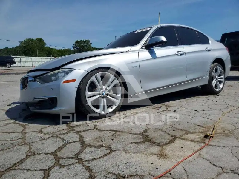 2013 BMW 335 photo