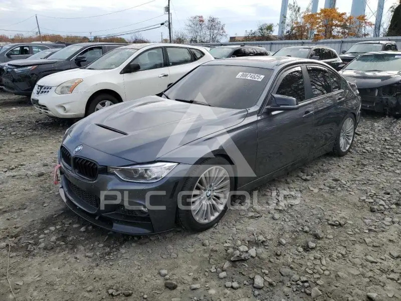 2013 BMW 335 photo