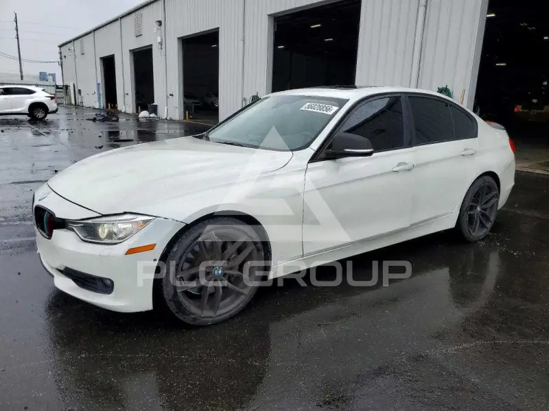 2013 BMW 335 photo