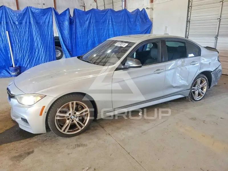 2013 BMW 335 фото