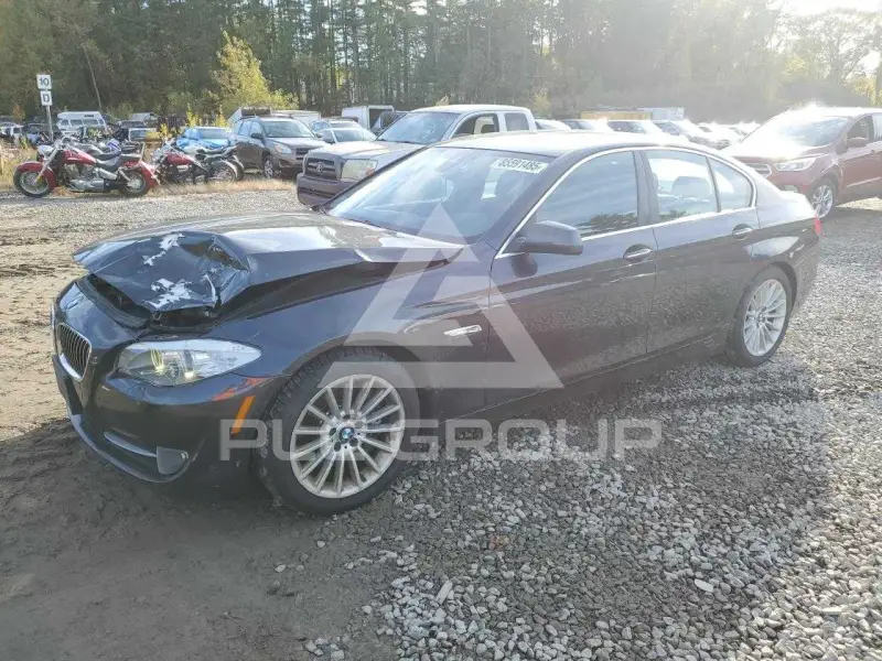 2013 BMW 535 фото