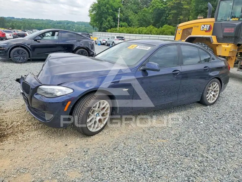 2013 BMW 535 фото