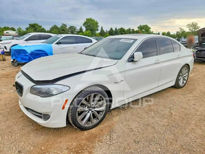 2013 BMW 535 фото