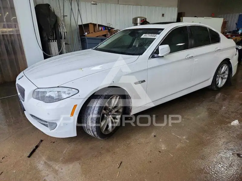 2013 BMW 535 photo